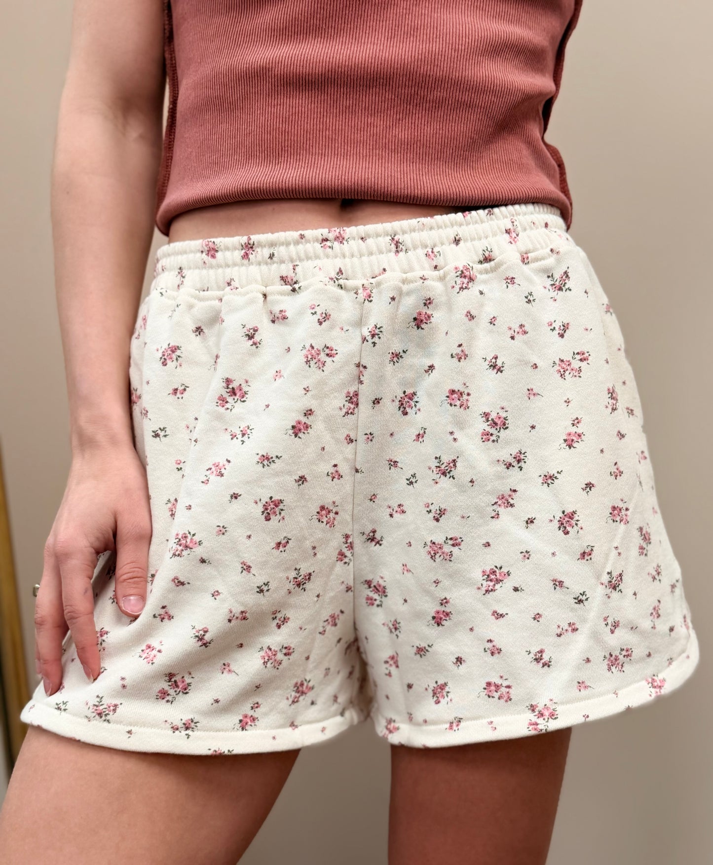 Ditsy Floral Short