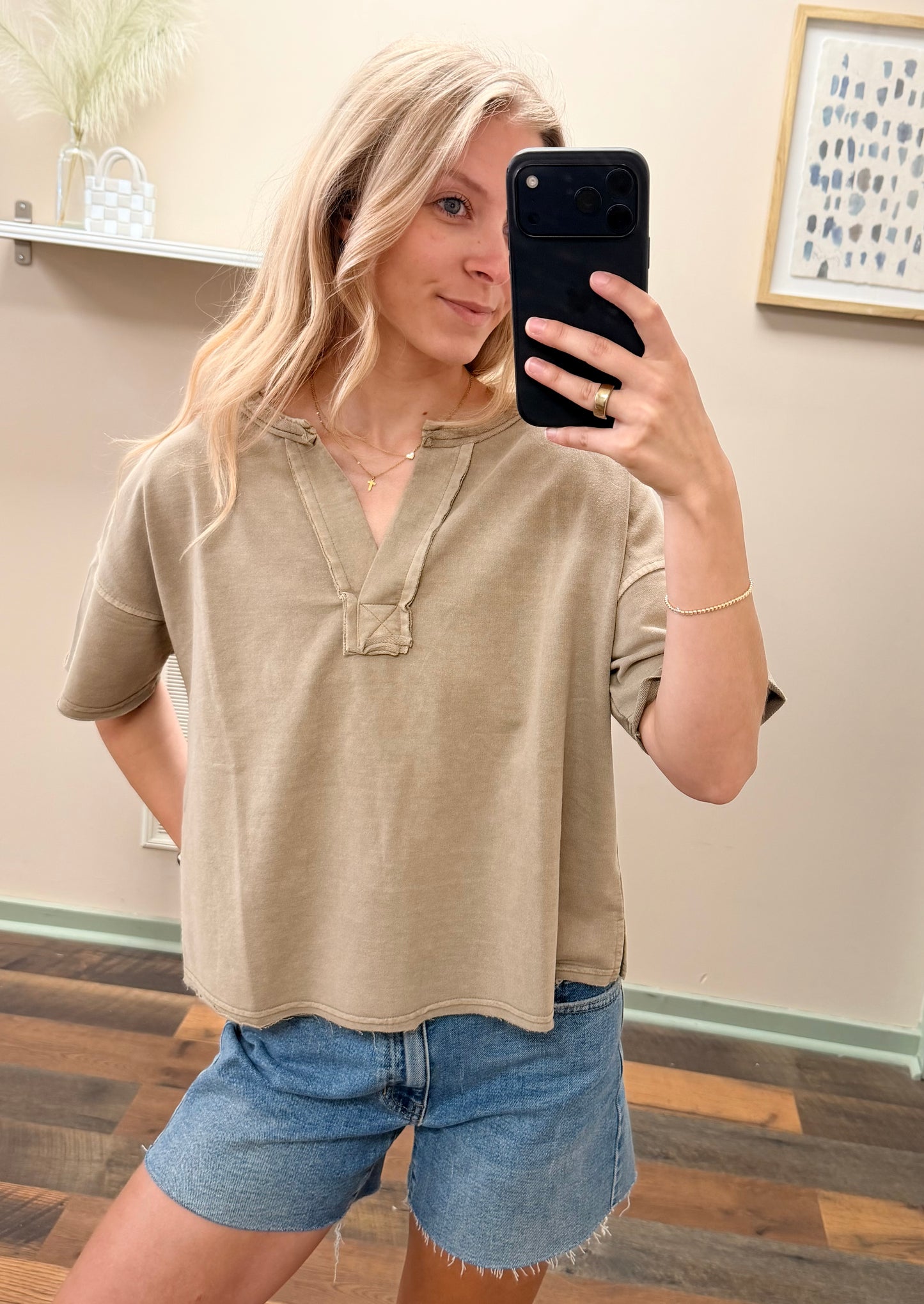 Elevated Essential Top - Mocha