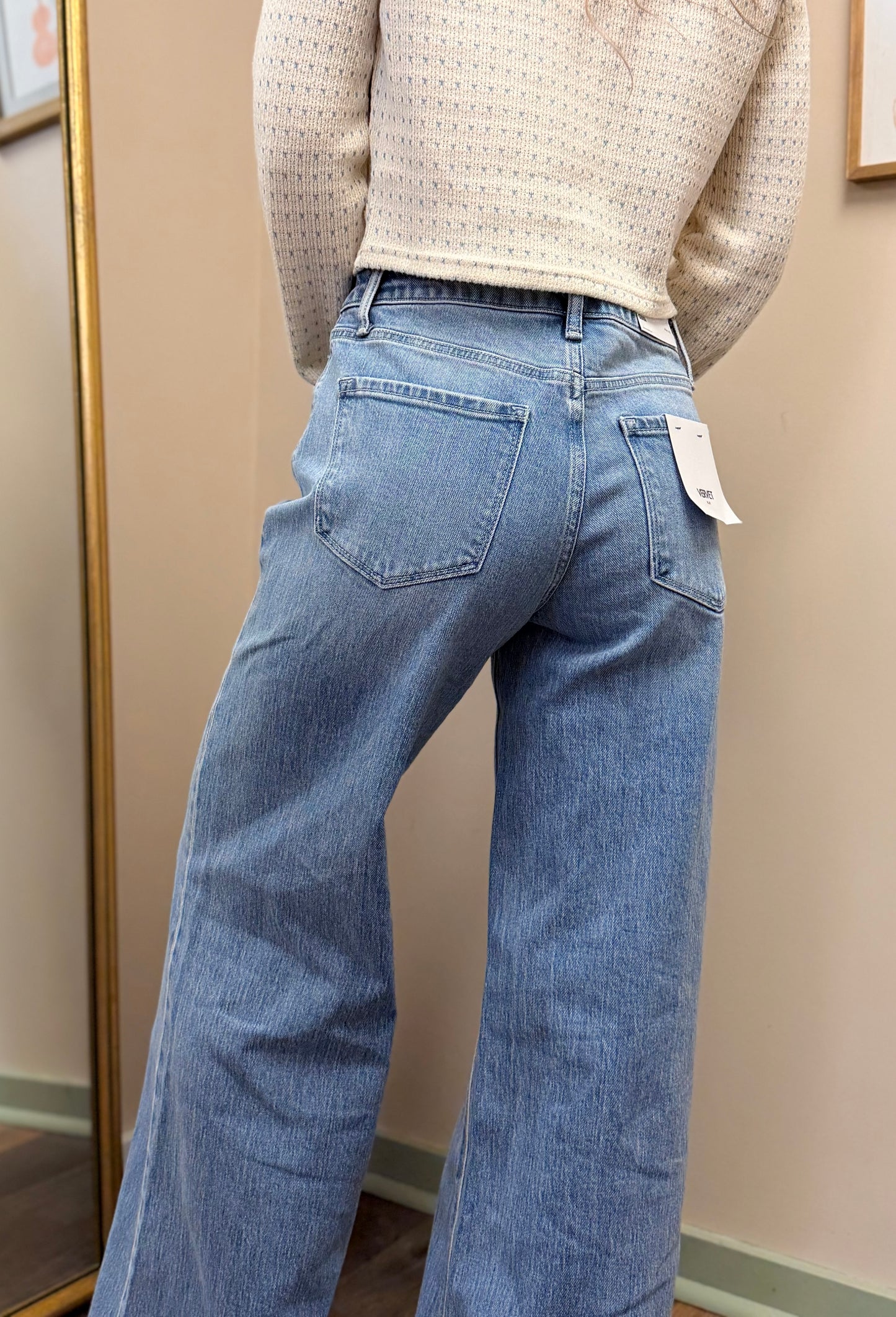 Oliva Jean