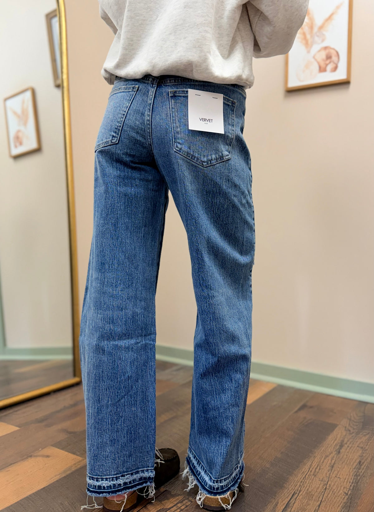 Hayden Distressed Barrel Jean (RESTOCK)
