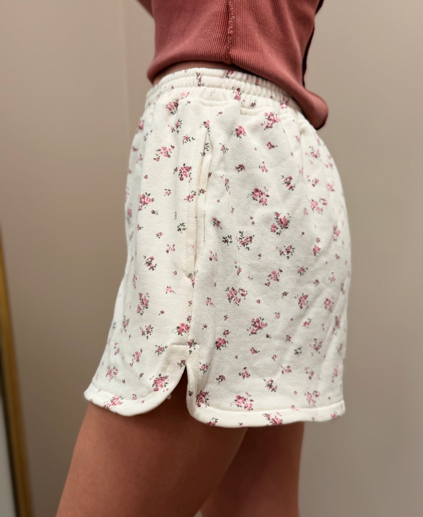 Ditsy Floral Short