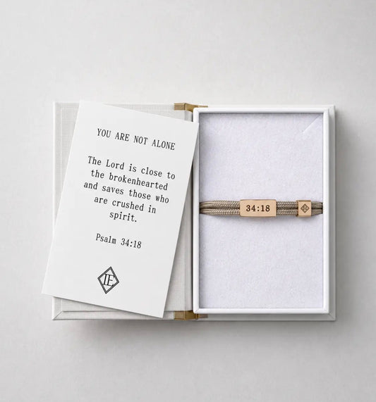 34:18 L&E Sentiment Bracelet
