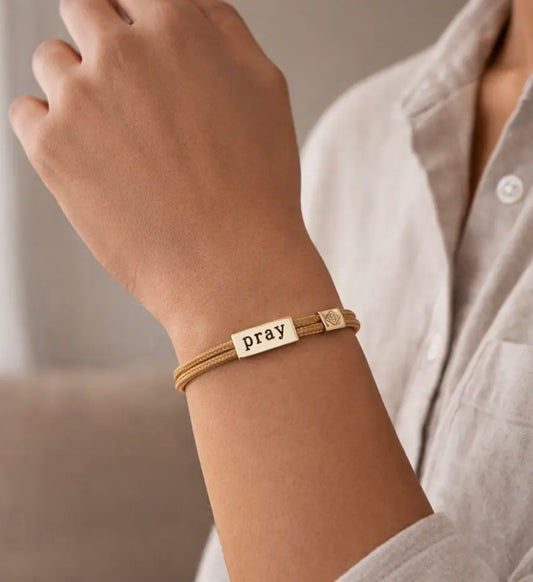Pray L&E Sentiment Bracelet
